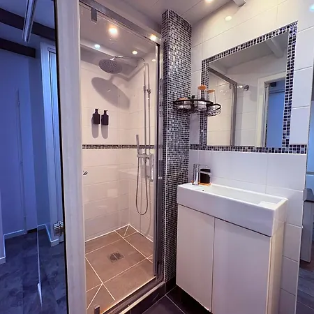 Studio, Terrasse & Cathedrale Apartment *