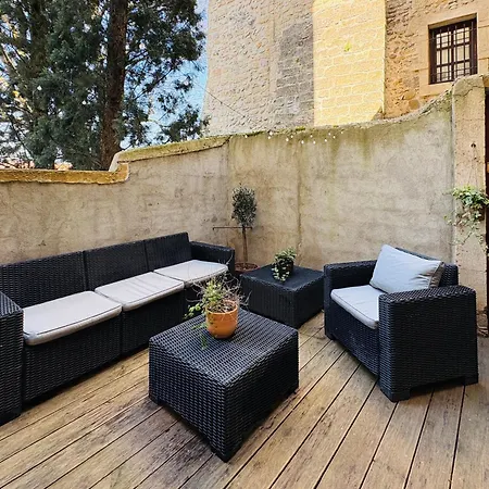 Apartment Studio, Terrasse & Cathedrale *